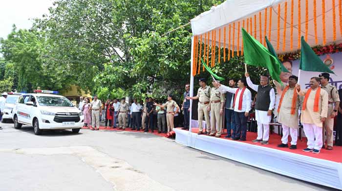 रायपुर : सड़क दुर्घटनाओं में कमी लाना सर्वाेच्च प्राथमिकता, हाईटेक सिस्टम का अधिकाधिक उपयोग कर दुरुस्त करेंगे ट्रैफिक व्यवस्था