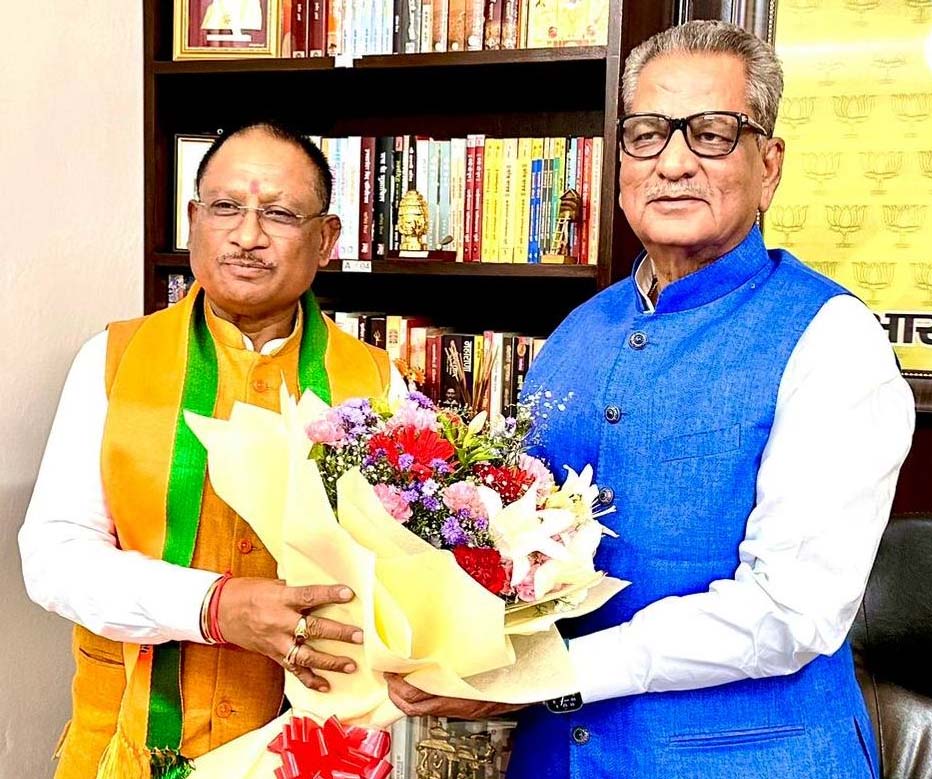 रायपुर : मुख्यमंत्री विष्णुदेव साय ने सिक्किम के नव नियुक्त राज्यपाल ओमप्रकाश माथुर को नई दिल्ली में दी बधाई