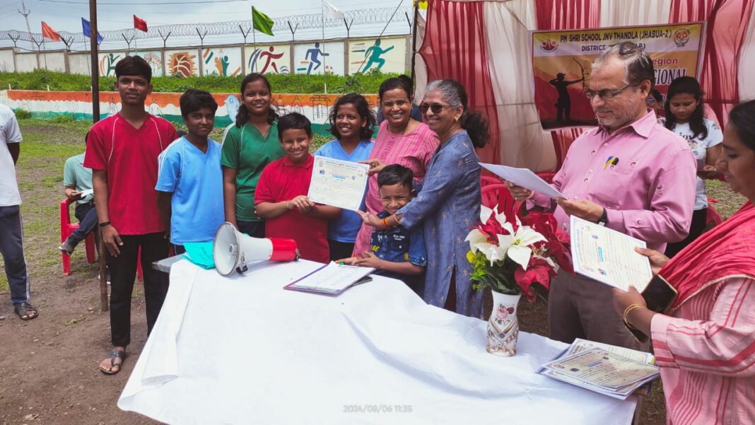 KORBA : नवोदय विद्यालय कोरबा के पांच छात्र राष्ट्रीय तीरंदाजी प्रतियोगिता के लिए हुए चयनित