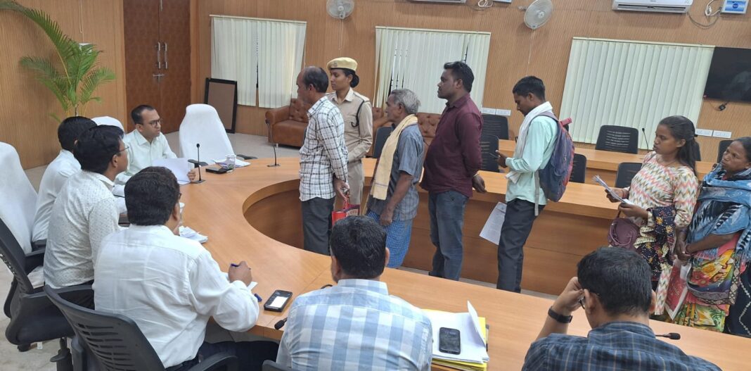 KORBA : जनदर्शन में सुनी गई आम लोगो की फरियाद, जनदर्शन में कुल 58 आवेदन प्राप्त