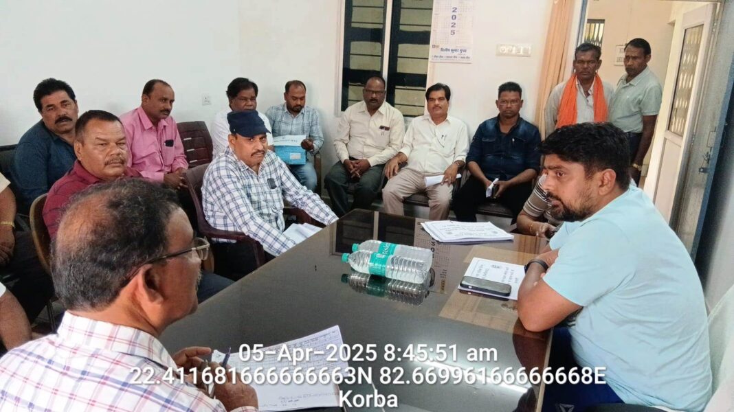 KORBA : राजस्व की वसूली में लापरवाही एवं निर्माण कार्यो में देरी पर आयुक्त हुए नाराज