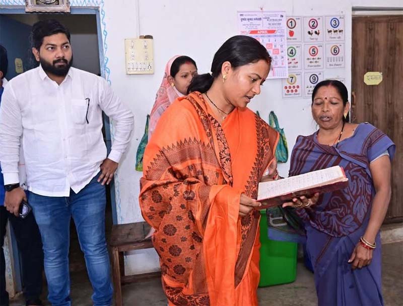 रायपुर : मंत्री राजवाड़े ने बालोद के महिला बाल विकास विभाग के जिला कार्यक्रम अधिकारी को निलंबित करने के निर्देश दिए