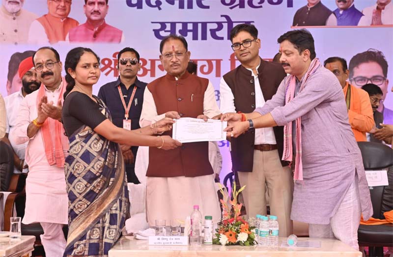 रायपुर : प्रत्येक जरूरतमंद को किफायती आवास उपलब्ध कराने के लिए सरकार कर रही है भगीरथ प्रयास – मुख्यमंत्री साय