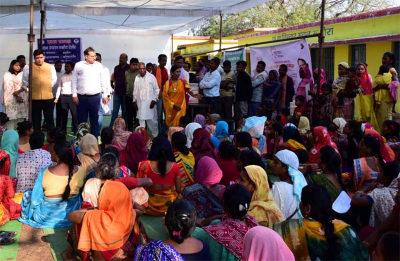 रायपुर : प्रभारी सचिव ने सुशासन तिहार और राजस्व पखवाड़ा का किया निरीक्षण