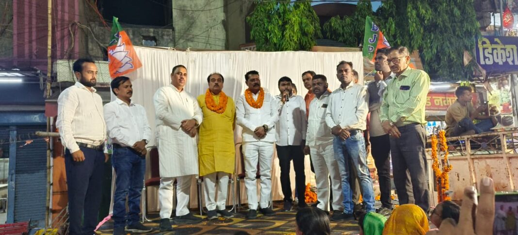 KORBA : दीपका में भाजपा जिला अध्यक्ष गोपाल मोदी का भव्य स्वागत, फल से तौलकर किया सम्मान