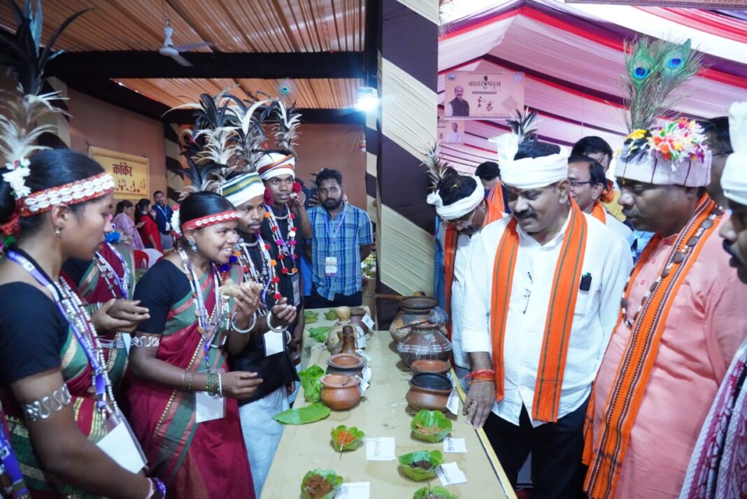 रायपुर : बस्तर की वैभव-गौरवशाली संस्कृति को वैश्विक पटल पर पहुँचाने की पहल – उप मुख्यमंत्री विजय शर्मा