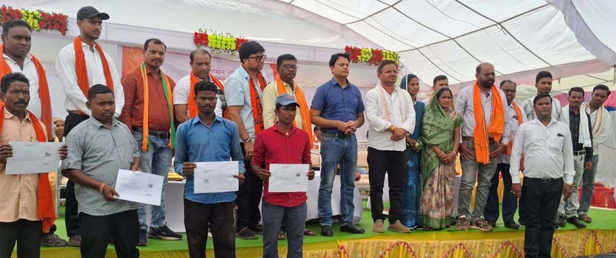 रायपुर : सुशासन तिहार : बकरकट्टा क्लस्टर में 6435 आवेदनो का किया गया है निराकरण