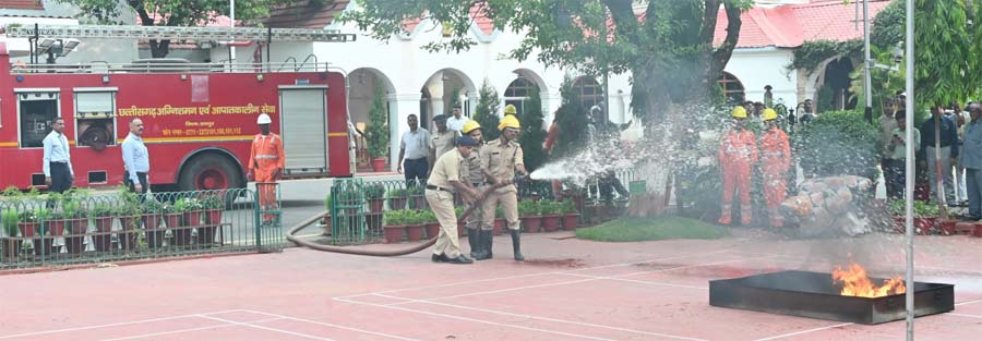 रायपुर : राजभवन में मॉकड्रिल का आयोजन