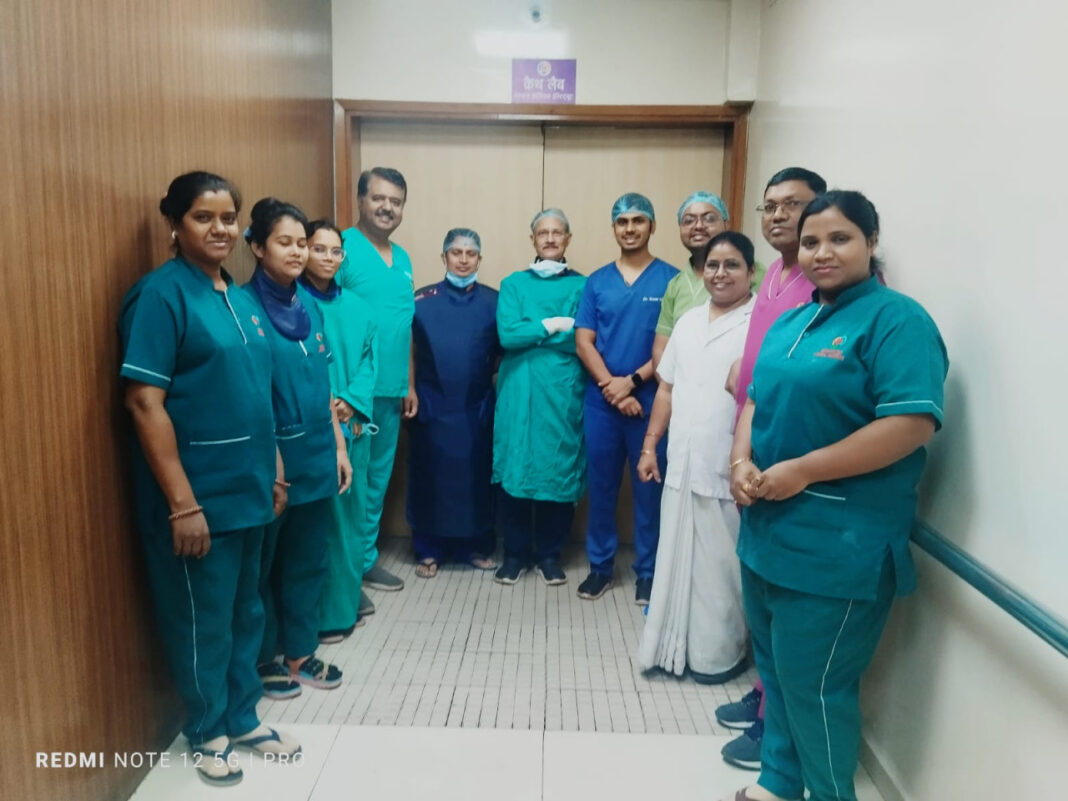 रायपुर: एसीआई ने एक बार फ़िर रचा नया इतिहास, कैथलैब में हुई लेजर कट एंजियोप्लास्टी का हुआ देशभर में जीवंत प्रसारण, राष्ट्रीय स्तर पर जुड़े कार्डियोलॉजिस्ट ने देखी प्रक्रिया