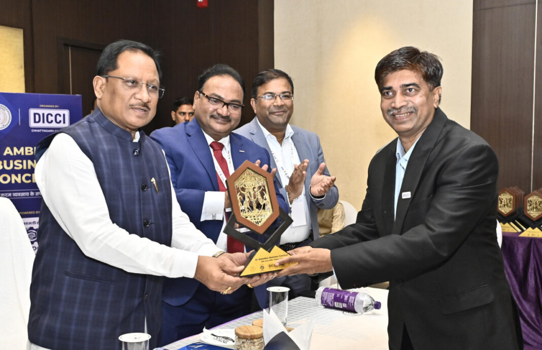 रायपुर : छत्तीसगढ़ में बन रहा उद्योग-धंधों के लिए अनुकूल माहौल – मुख्यमंत्री साय