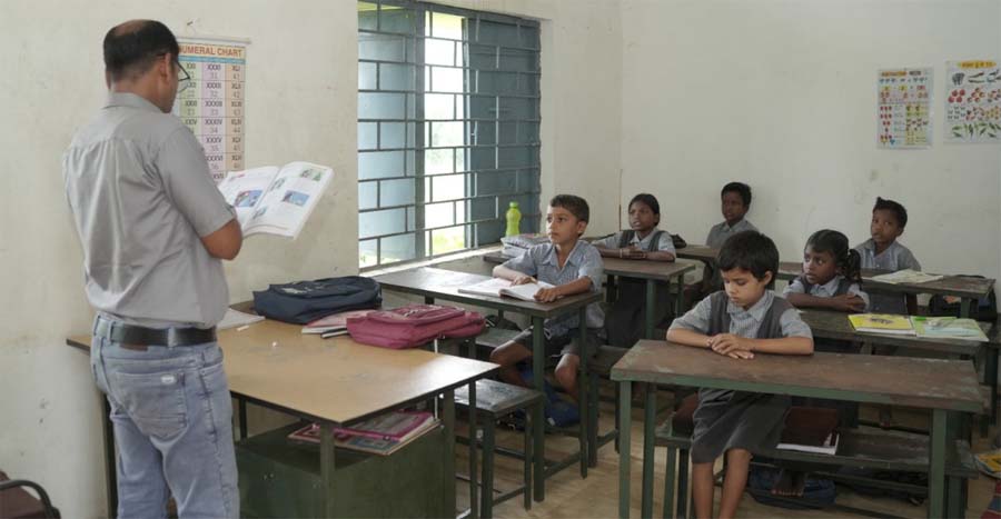 रायपुर : अंधेरे से उजाले की ओर : लामपहाड़ में शिक्षा की नई भोर