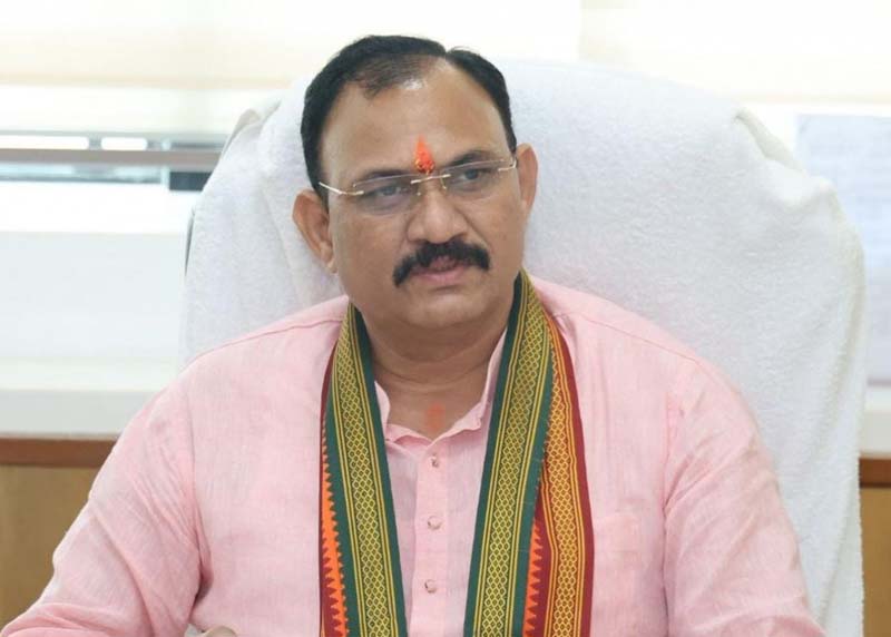 रायपुर : पिछड़ा वर्ग एवं अल्पसंख्यक विकास विभाग की समीक्षा बैठक संपन्न