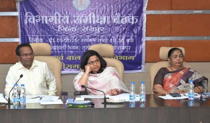 रायपुर : महिलाओं और बच्चों को मिले आंगनबाड़ी की सभी सेवाओं का लाभ – महिला एवं बाल विकास सचिव शम्मी आबिदी