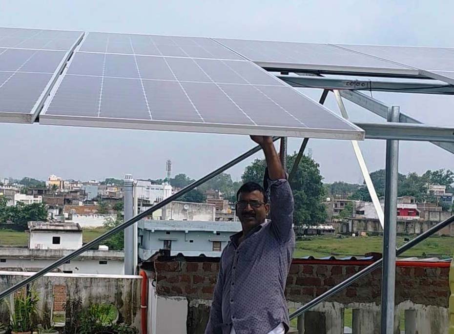 रायपुर : सौर ऊर्जा से घर-घर उजाला, गंगापुर निवासी बने ‘बिजली उत्पादक’