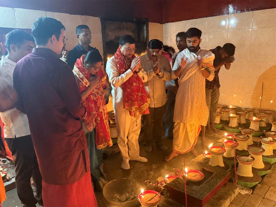 रायपुर : उद्योग मंत्री लखन लाल देवांगन ने सर्वमंगला मंदिर में की पूजा अर्चना, जिले और प्रदेशवासियों के खुशहाली और समृद्धि की कामना की