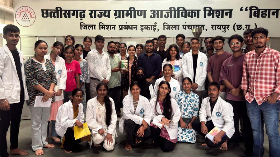 रायपुर : खाद्य प्रौद्योगिकी महाविद्यालय के विद्यार्थियों ने ग्रामीण आजीविका मिशन के अंतर्गत संचालित ‘बिहान’ केंद्र का किया भ्रमण