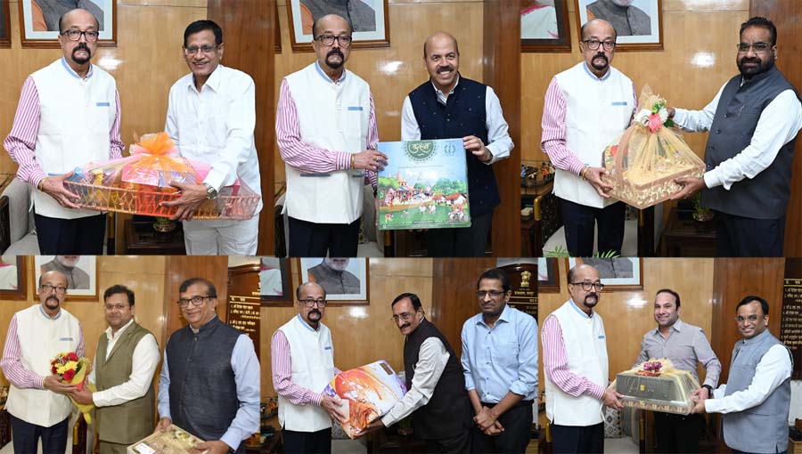 रायपुर : राज्यपाल डेका से विभिन्न विश्वविद्यालयों के कुलपतियों ने सौजन्य भेंट की