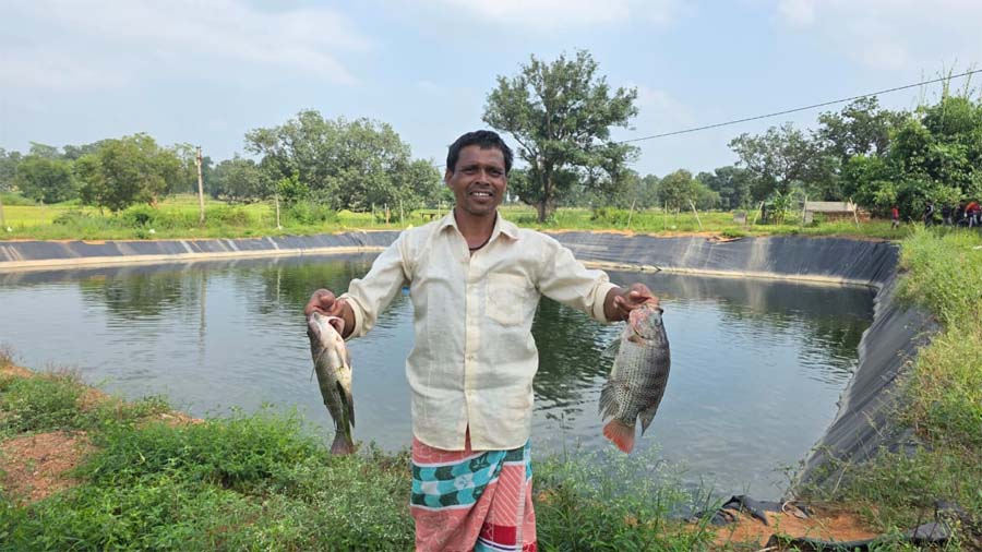 रायपुर : ग्रामीण अंचलों में मत्स्य पालन से आजीविका एवं आत्मनिर्भरता के खुल रहे नए अवसर