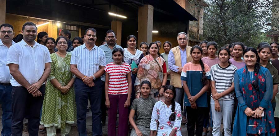 रायपुर : छत्तीसगढ़ राज्य खाद्य आयोग के अध्यक्ष संदीप शर्मा ने किया राशन दुकानों का औचक निरीक्षण