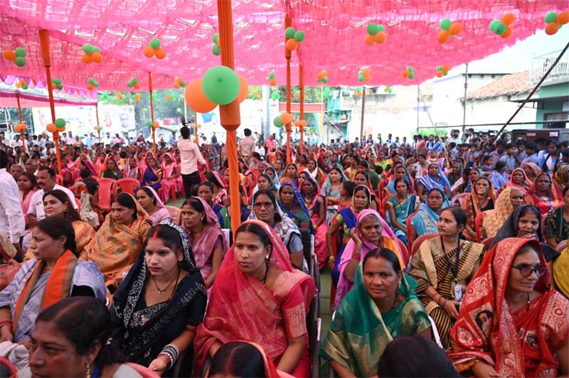 रायपुर : छत्तीसगढ़ राज्य के निर्माता अटलजी के सम्मान में सभी नगरीय निकायों में बना रहे अटल परिसर – अरुण साव