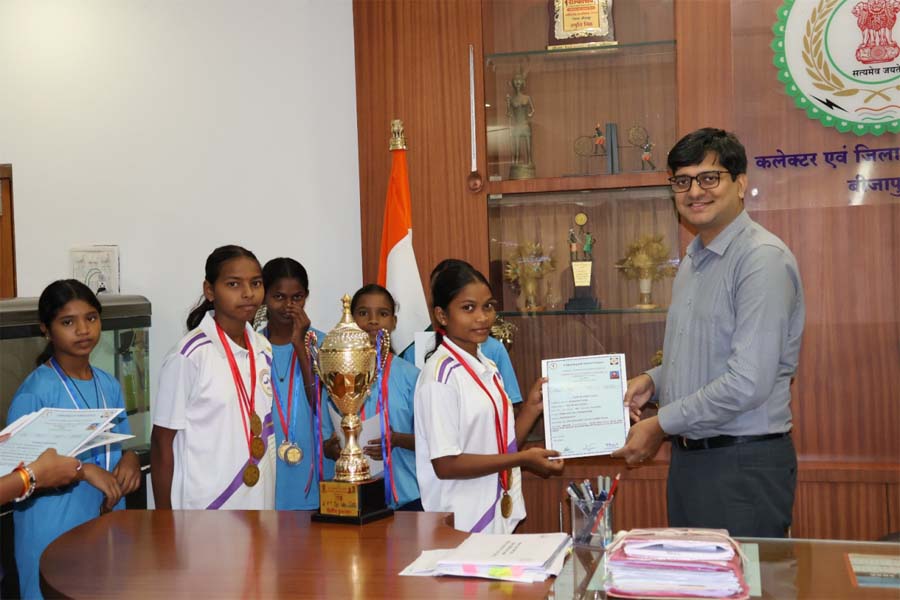 रायपुर : बीजापुर के खिलाड़ियों ने राज्य स्तरीय प्रतियोगिता में रौशन किया नाम