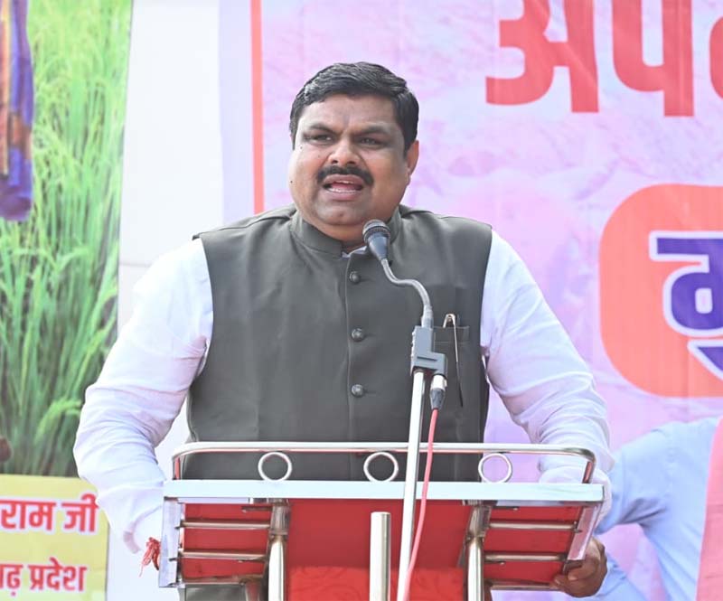 रायपुर : हम सभी एक किसान परिवार के हैं आपकी समस्याओं के हल के लिए हम प्रतिबद्ध – मंत्री गजेंद्र यादव