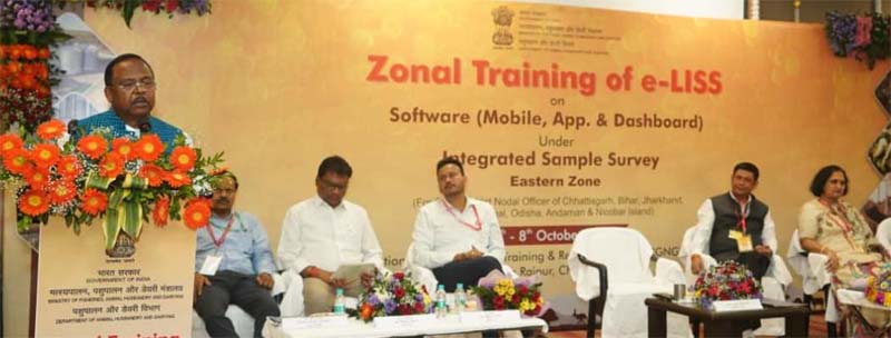 रायपुर : पशुपालन और डेयरी उद्योग से आत्मनिर्भर भारत के लक्ष्य को आगे बढ़ाएंगे – मंत्री रामविचार नेताम