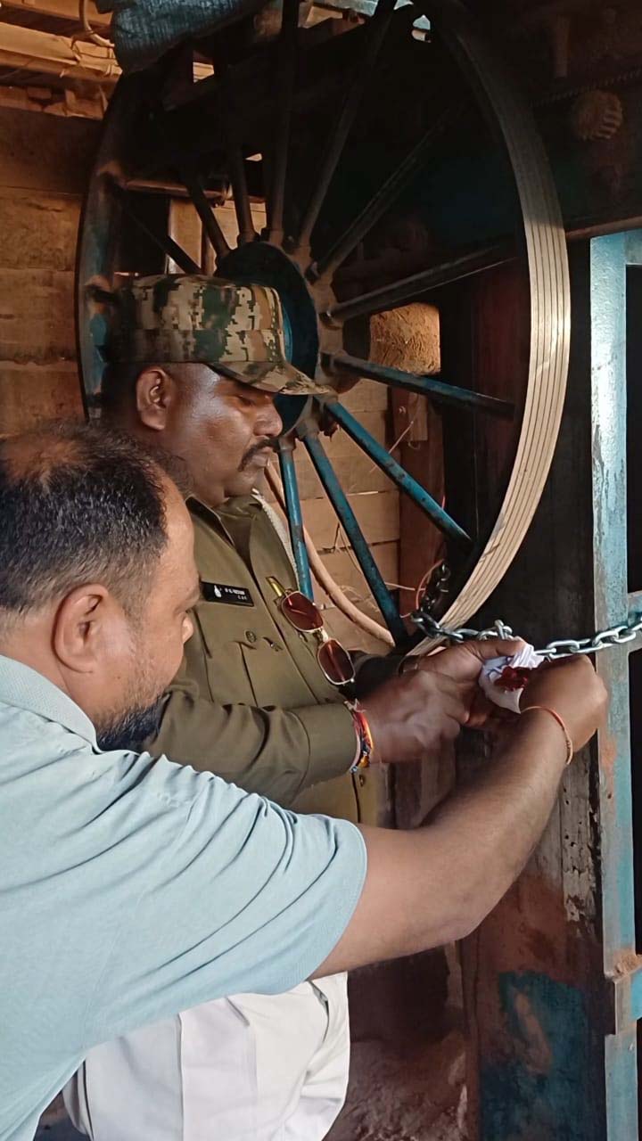 रायपुर : वन विभाग ने कोंडागांव की दो सॉ मिलों को किया सील