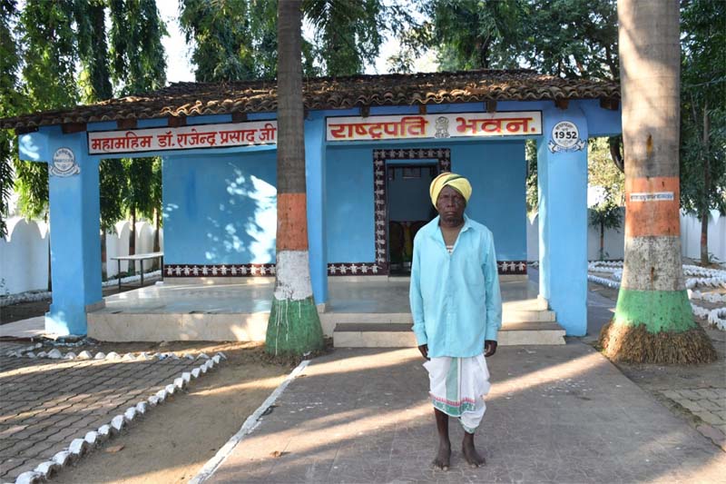 रायपुर : पंडो समाज के बसंत को 73 साल बाद फिर राष्ट्रपति से मिलने की आस