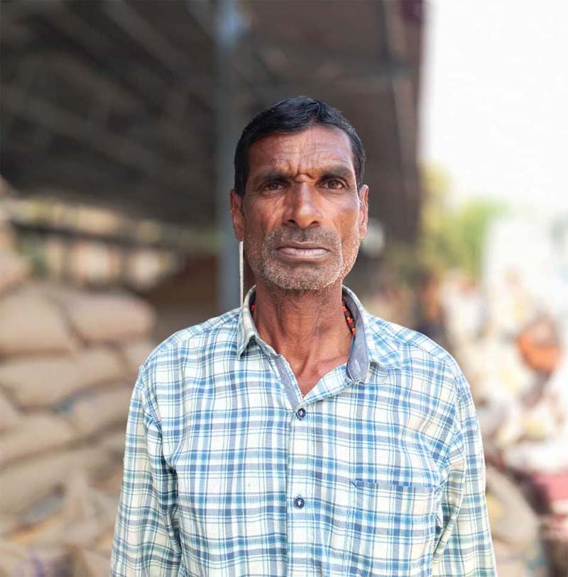 रायपुर : छिंदडाड के 52 वर्षीय किसान संतोष कुमार साहू ने सरकार पर जताया भरोसा