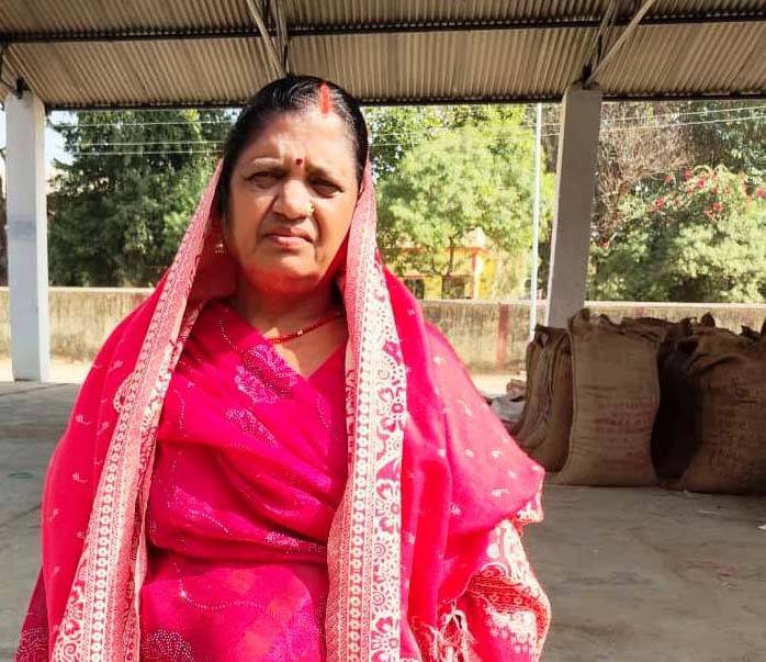 रायपुर : हर्रापारा की महिला किसान फूलबासों ने सुगमता पूर्वक बेचा 38.80 क्विंटल धान