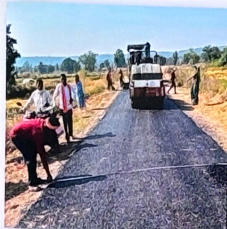 रायपुर : कमार एवं विशेष पिछड़ी जनजाति बसाहटों में विकास की नई रोशनी