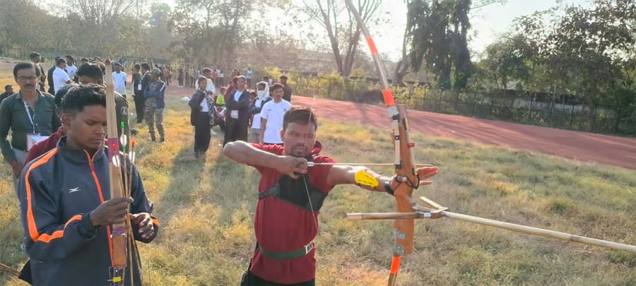 रायपुर : नक्सल हमले में खोया एक पैर, पर हिम्मत नहीं, बस्तर ओलंपिक में चमके किशन कुमार हप्का