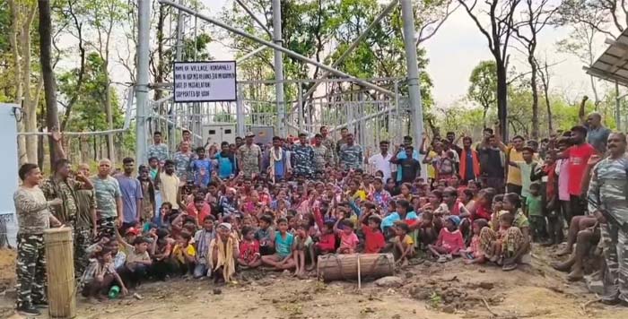 रायपुर : कोंडापल्ली में संचार क्रांति का नया सवेरा : मोबाइल नेटवर्क पहुंचते ही नाच उठे ग्रामीण