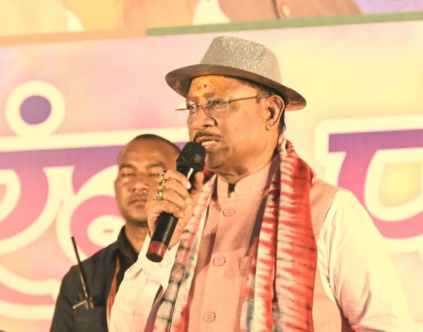 रायपुर : प्रेम, सद्भाव और भाईचारे का संदेश देता है होली का पर्व : कृषक उन्नति योजना से किसानों के घर आई दुगुनी खुशियां – मुख्यमंत्री विष्णु देव साय