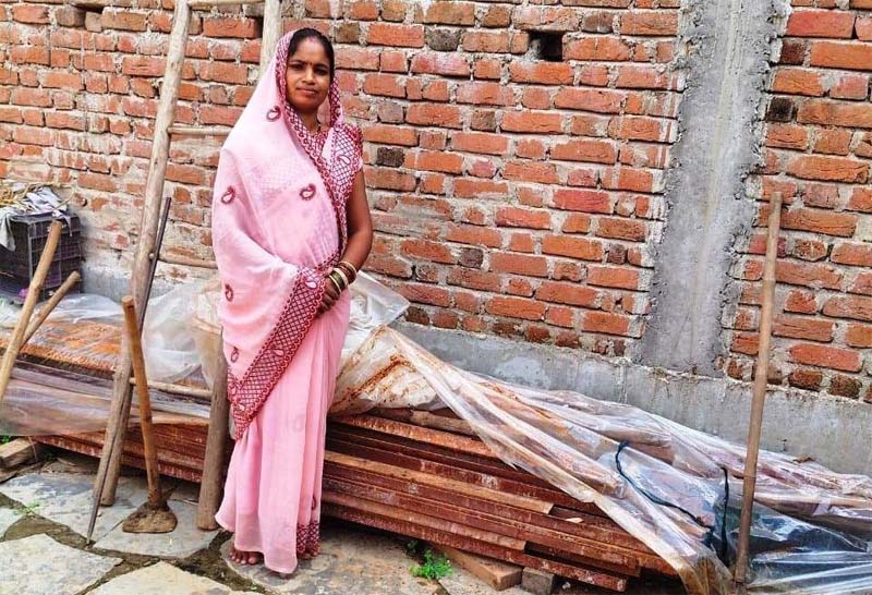 रायपुर : स्व-सहायता समूहों से जुड़कर ग्रामीण महिलाएं बन रही आत्मनिर्भर