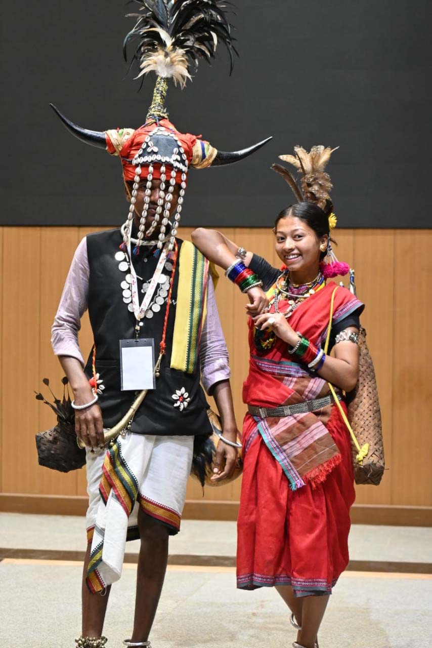 रायपुर : अबूझमाड़ की बेटी वनिता नेताम ने ‘आदि पर्व 2026’ में रचा इतिहास : वर्ल्ड रिकॉर्ड में दर्ज हुआ नाम