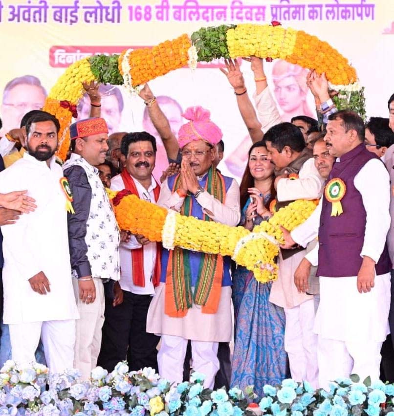 रायपुर : संत महात्माओं की पुण्य धरा और प्रभु श्रीराम के ननिहाल को विकसित और समृद्ध बनाने संकल्पित है हमारी सरकार – मुख्यमंत्री विष्णु देव साय