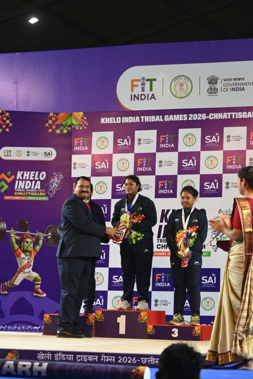 रायपुर : खेलो इंडिया ट्राइबल गेम्स 2026 : निकिता ने रचा इतिहास, भारोत्तोलन में कुल 160 किलोग्राम उठाकर छत्तीसगढ़ को दिलाया पहला स्वर्ण