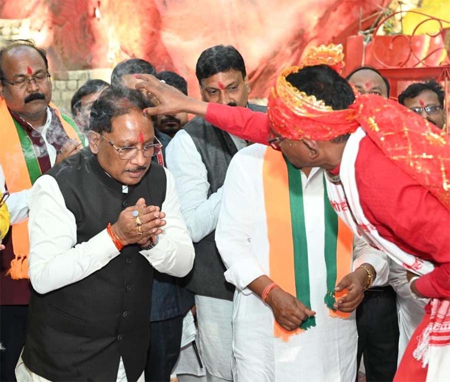 रायपुर : मुख्यमंत्री ने कुदरगढ़ी माता मंदिर में पूजा-अर्चना कर की प्रदेशवासियों की सुख-समृद्धि की कामना