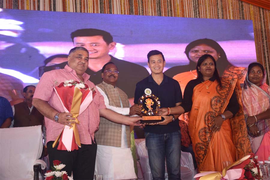 रायपुर : सरगुजा ओलम्पिक 2026 : तीन दिवसीय संभागस्तरीय आयोजन का शानदार समापन