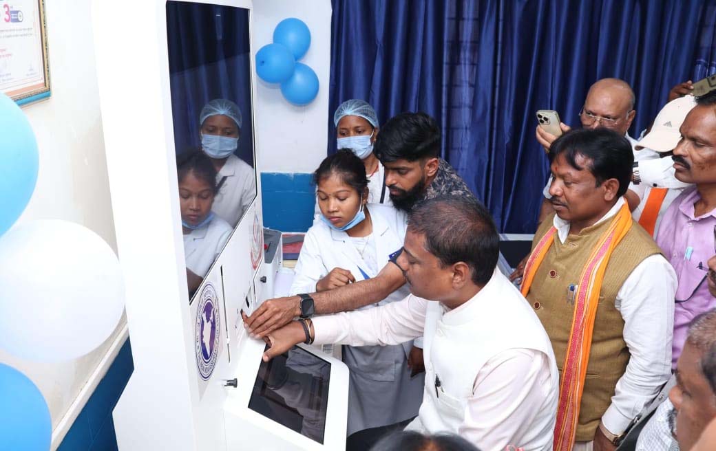 रायपुर : भानपुरी में आधुनिक तकनीक और बुनियादी ढांचे का अनूठा संगम हेल्थ एटीएम का शुभारंभ