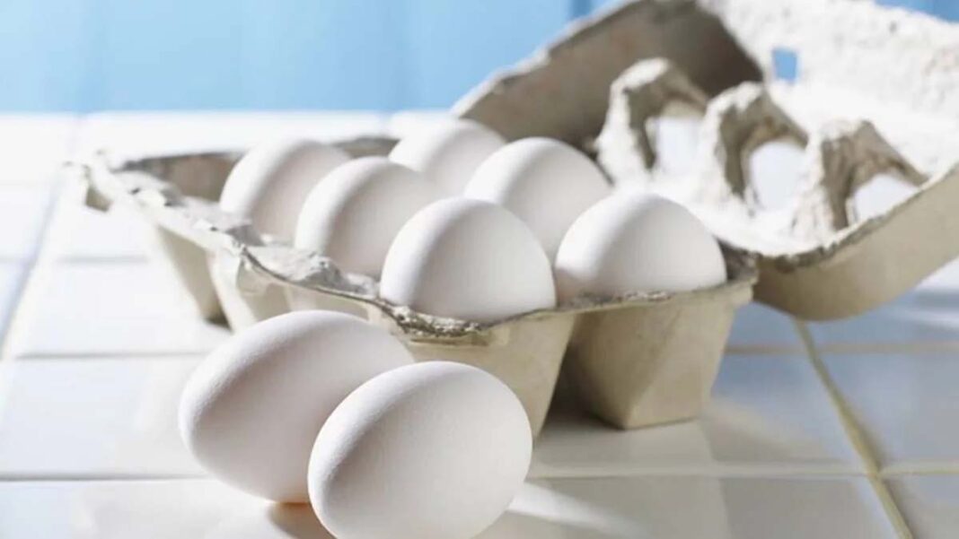 उत्तर प्रदेश: योगी सरकार का बड़ा फैसला, 1 अप्रैल से लागू होगा नया नियम, अब अंडे पर एक्सपायरी डेट लिखनी होगी, ताजा बताकर खराब अंडे बेच नहीं पाएंगे दुकानदार