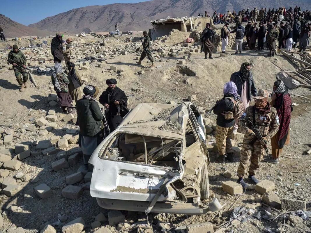 BIG NEWS: अफगानिस्तान का पाकिस्तान पर जवाबी हमला, खैबर पख्तूनख्वा में सैन्य ठिकानों को निशाना बनाया; बीती रात पाकिस्तानी हमले में 6 अफगानी मारे गए