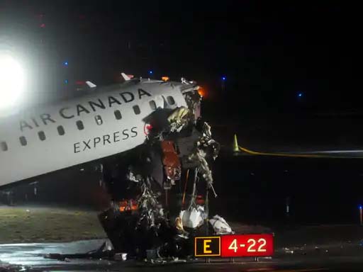 BREAKING: अमेरिका के न्यूयॉर्क एयरपोर्ट पर प्लेन-ट्रक की टक्कर, दोनों पायलट की मौत, एयर ट्रैफिक कंट्रोलर स्टॉप-स्टॉप चिल्लाता रहा, 72 यात्री सवार थे