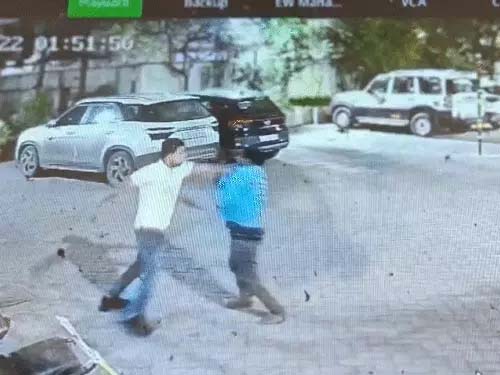 कोरबा: पुराना बस स्टैंड अनंत इमेजिन सोसाइटी में सुरक्षा गार्ड के साथ मारपीट, नशे में धुत युवक ने गार्ड पर शराब डाली, बेरहमी से पीटा, डर के कारण गांव लौटा पीड़ित