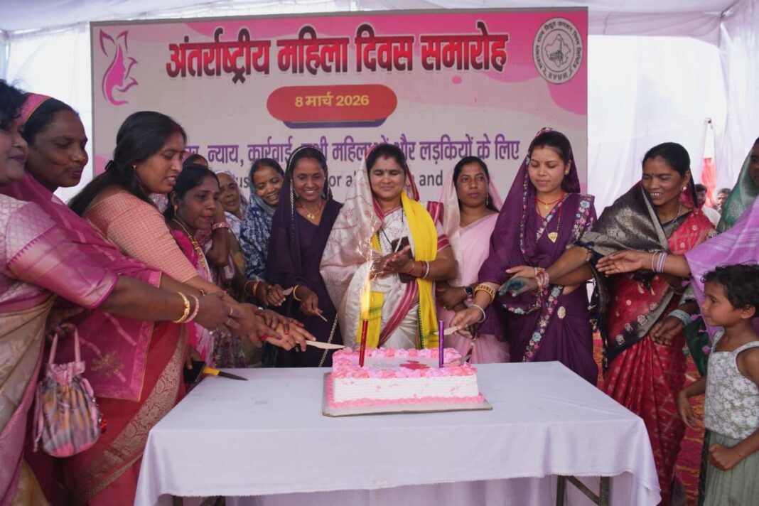 अम्बिकापुर : अंतरराष्ट्रीय महिला दिवस : परसा में सांस्कृतिक और सामाजिक कार्यक्रमों का आयोजन