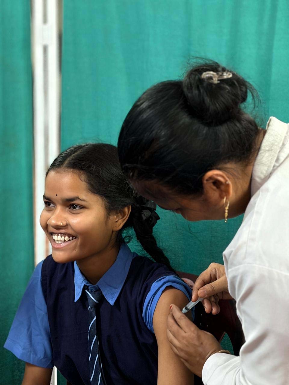 रायपुर : अपनी ज़िम्मेदारी निभाएं और अपनी बेटियों को सर्वाईकल कैंसर के खतरे से बचाएं