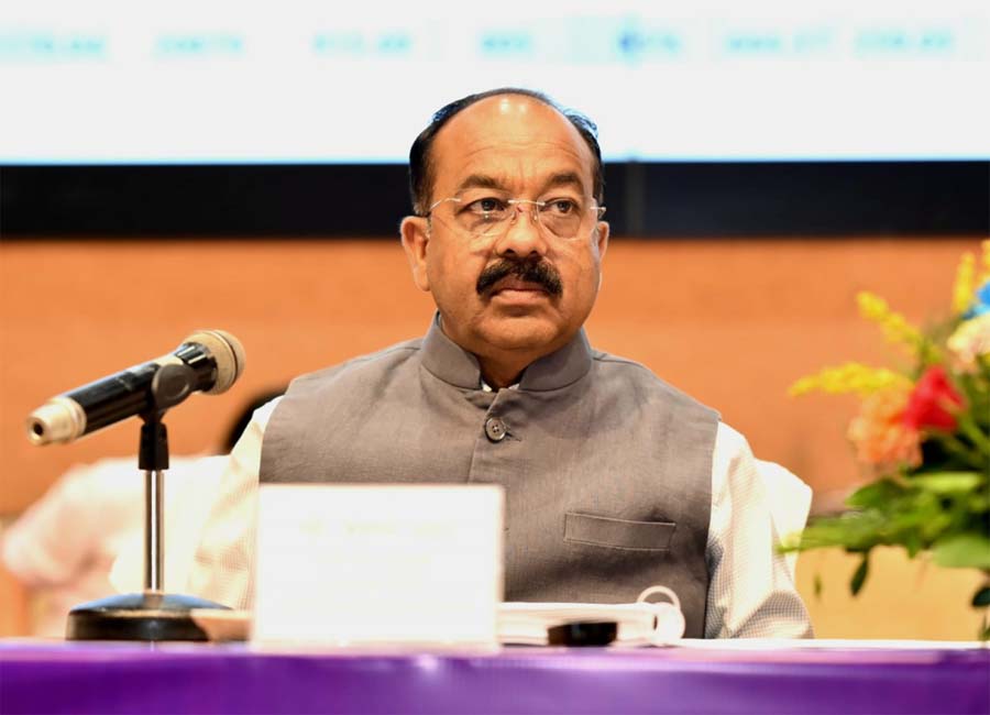 रायपुर : नगरीय निकायों के कार्यों की मैराथन समीक्षा का दूसरा दिन, उप मुख्यमंत्री अरुण साव ने की नगर पंचायतों के कार्यों की समीक्षा