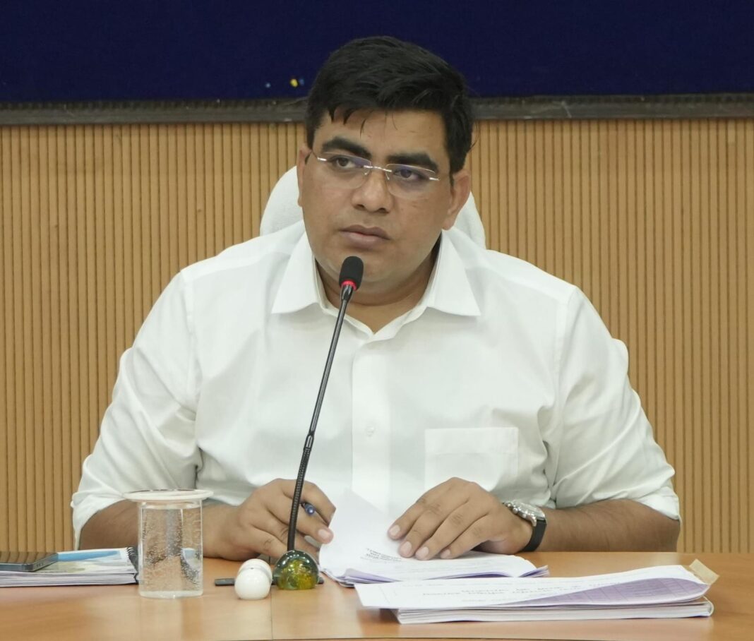 KORBA : जनसमस्याओं के त्वरित निराकरण और योजनाओं के प्रभावी क्रियान्वयन के कलेक्टर ने दिए निर्देश